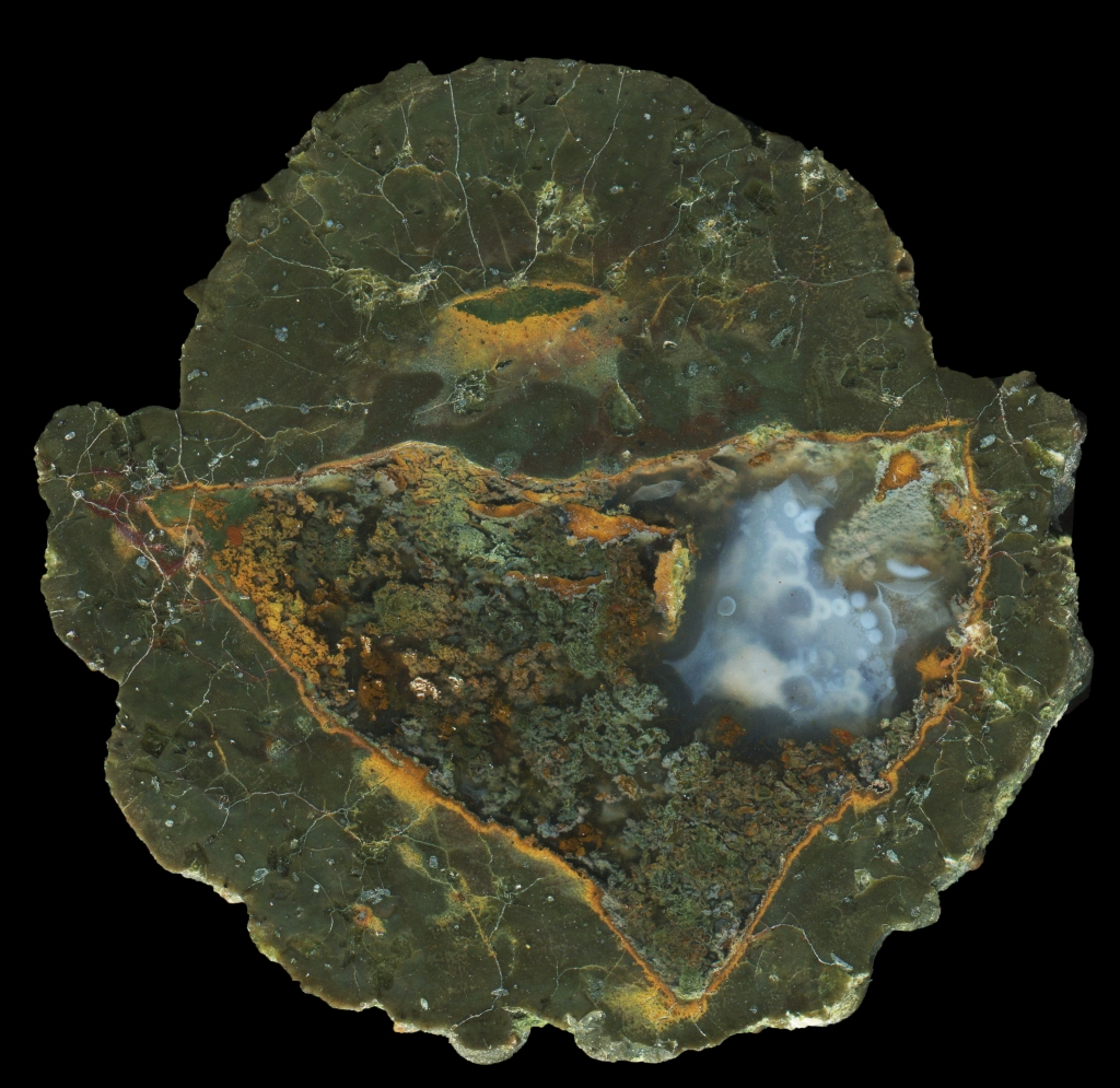 Steve's Bed Thunderegg with an Agate Ghost